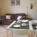 Old Village Prestige 102 Apartamento